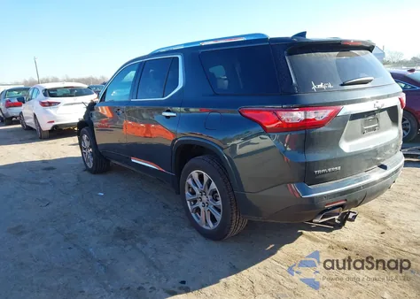 2019 Chevrolet Traverse Premier z USA, uszkodzony, nr VIN 1GNERKKW0KJ251548